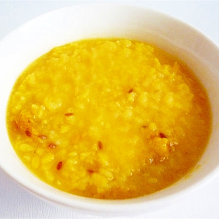 ムングダールスープ　インド風緑豆のスープ